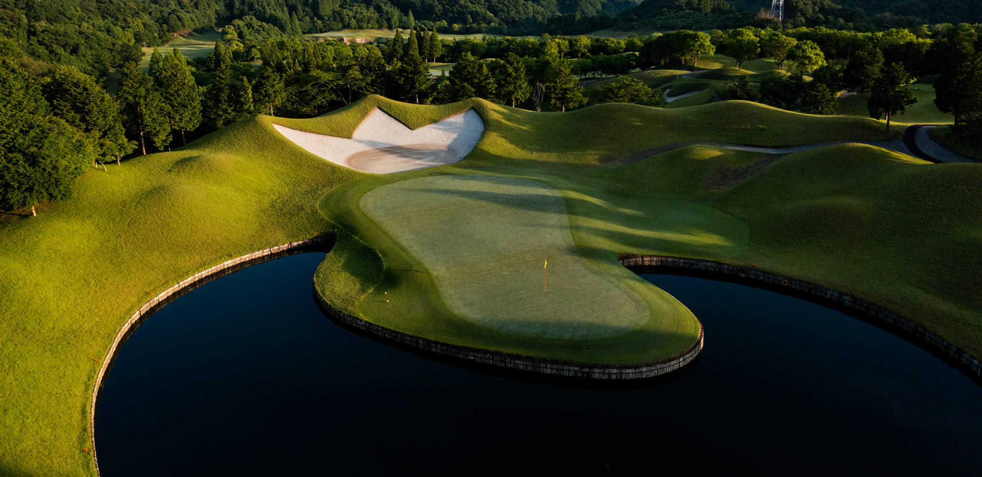 ゴルフ5カントリーオークビレッヂ メインビュー