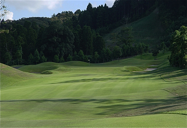 ブリック＆ウッドクラブ 1番ホール